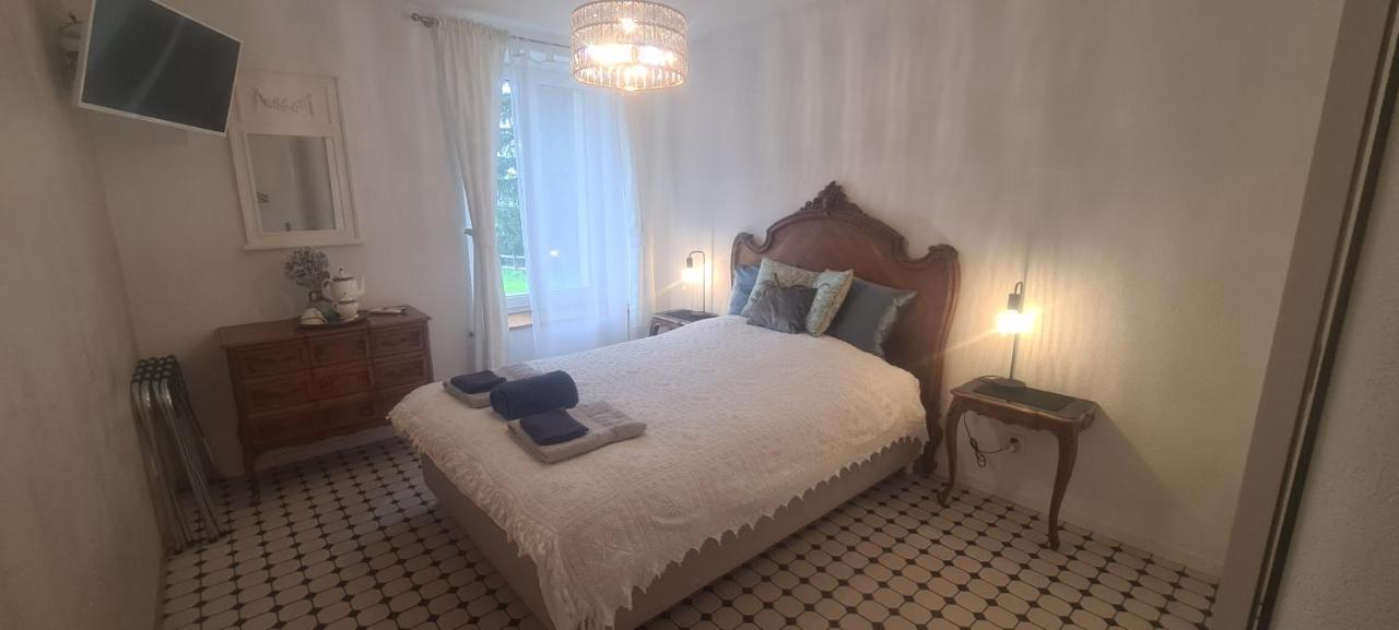 La Ferme Des Aretes Bed & Breakfast La Chaux De Fonds Bagian luar foto